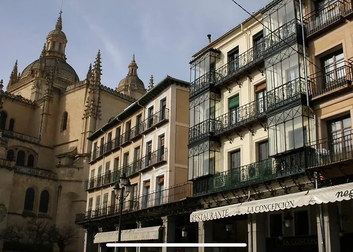 Guest house Natura Plaza Segovia